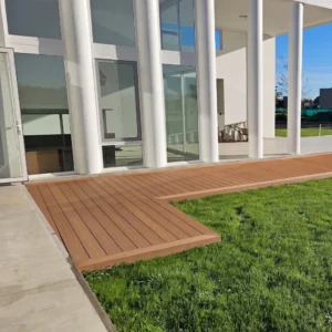 Deck Bicolor. Co-Extruido. Tabla de 220cm. Cedro/Ceniza